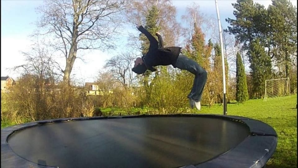nedgravd-trampoline-grave-ned-trampoline