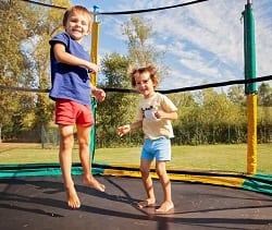 Plassering av en nedgravd trampoline